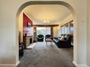 Photo 25- click for photo gallery